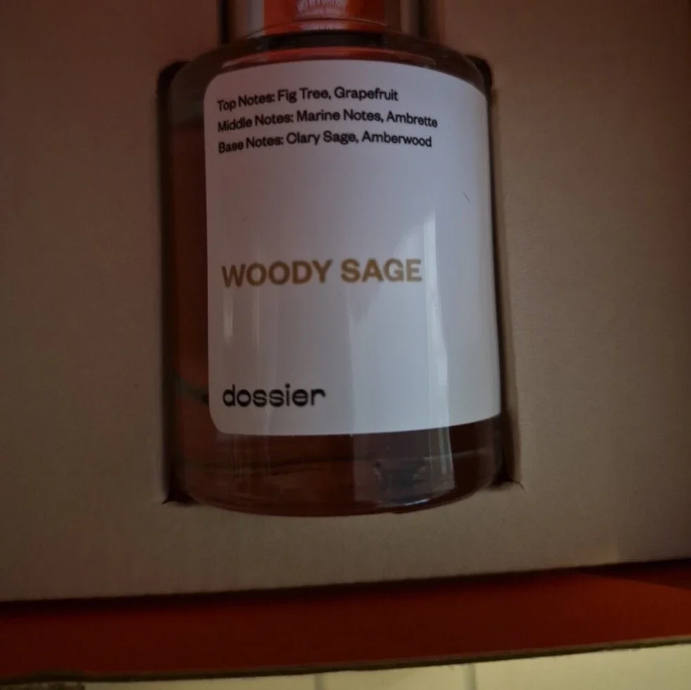 Dossier Woody Sage Nwt